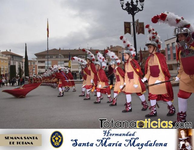 Recogida bandera Jueves Santo 2019 - 16